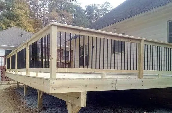 Deck & railing by Handyman Services