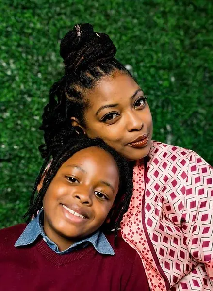 Queen with her son