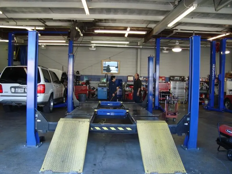 ABS Automotive service bay