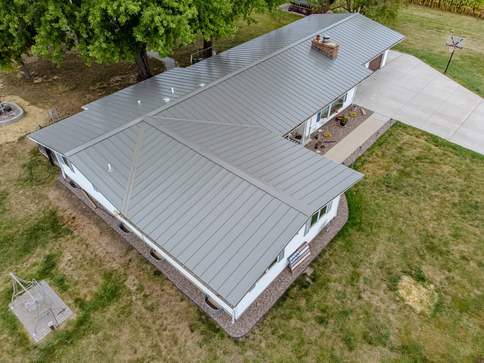 Low-pitch roof from above